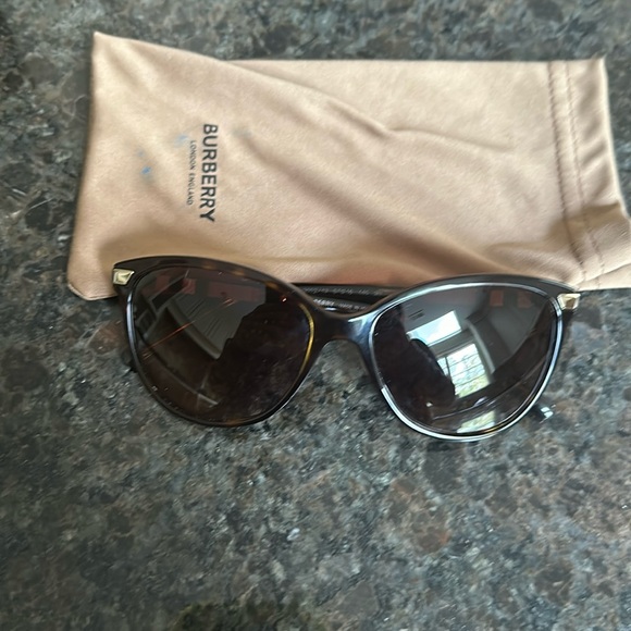 Burberry Women’s Sunglasses - Picture 1 of 3